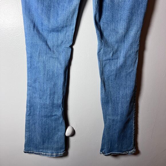 ✨Refuge size 14 women's Slim Bootcut Distressed Jeans Light Wash  Stretch Denim - Picture 6 of 9